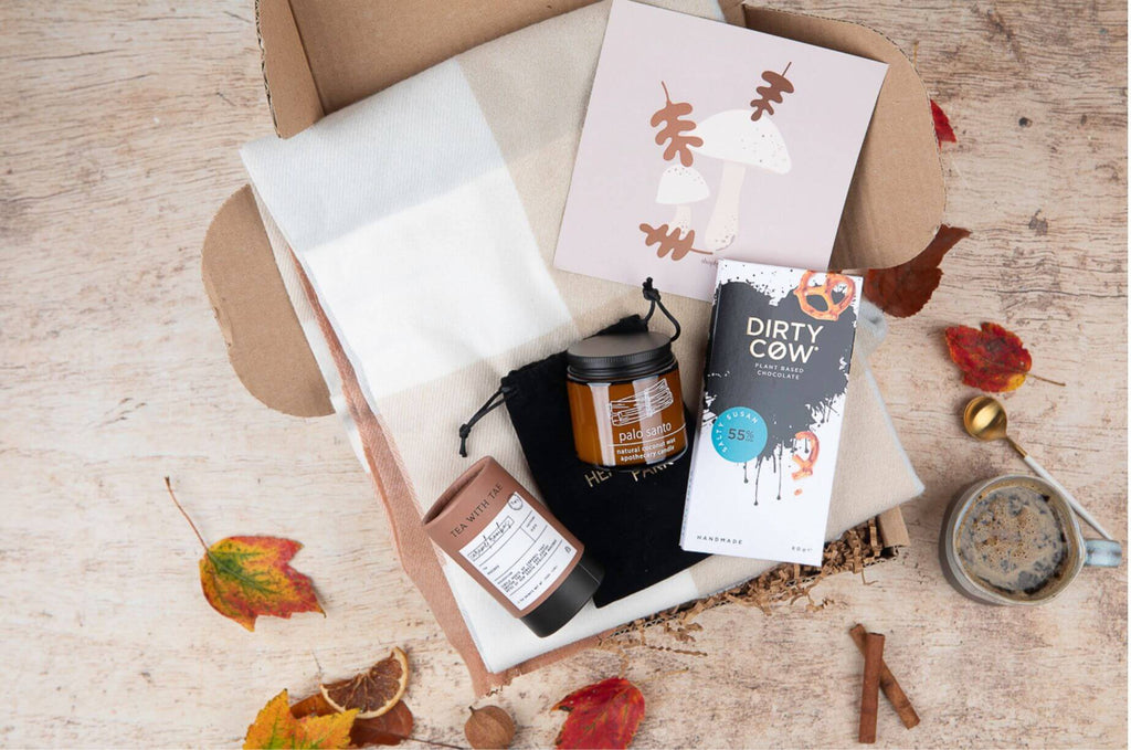 Unboxing Cozy Bliss Shop Hygge Box