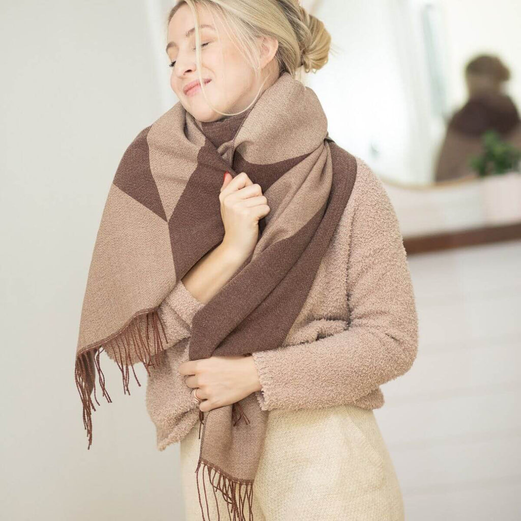 Vince Camuto Block Chevron Wrap – Soft Oversized Brown Scarf