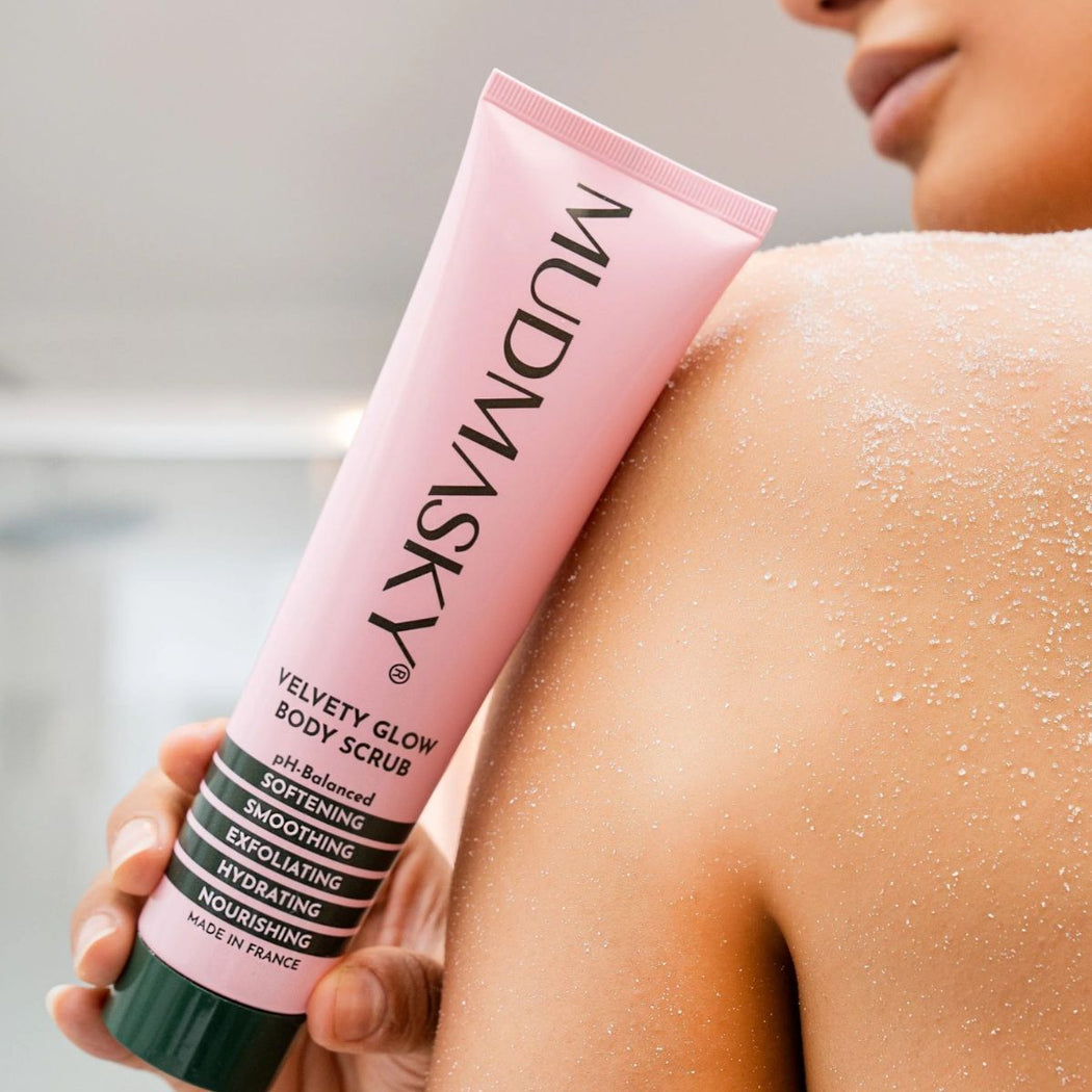 Glow Velvety Body Scrub