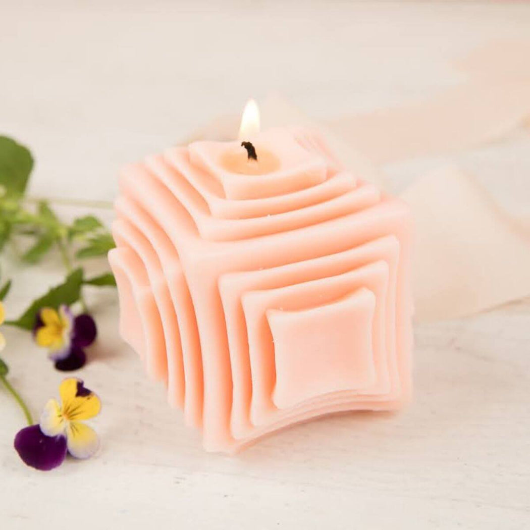 Hygge Haus Belyse Art Candle Pink Cube